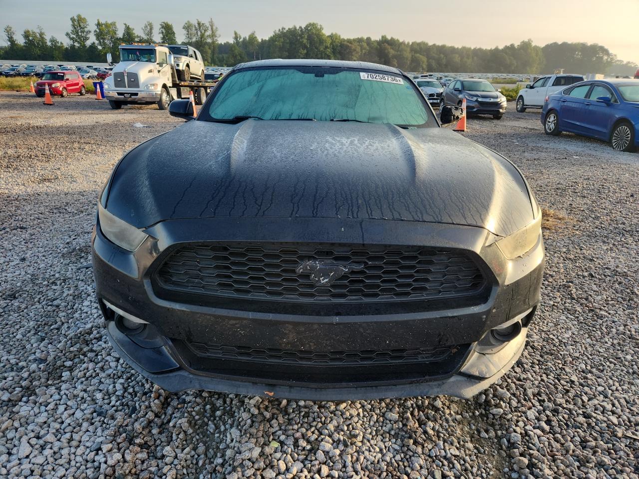 2017 Ford Mustang - zdjęcie 5