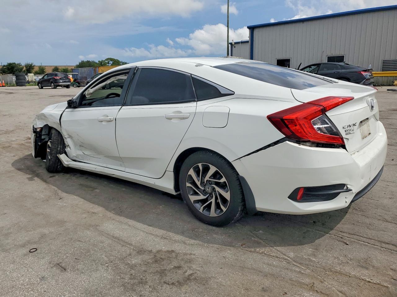 2016 Honda Civic Lx - zdjęcie 2