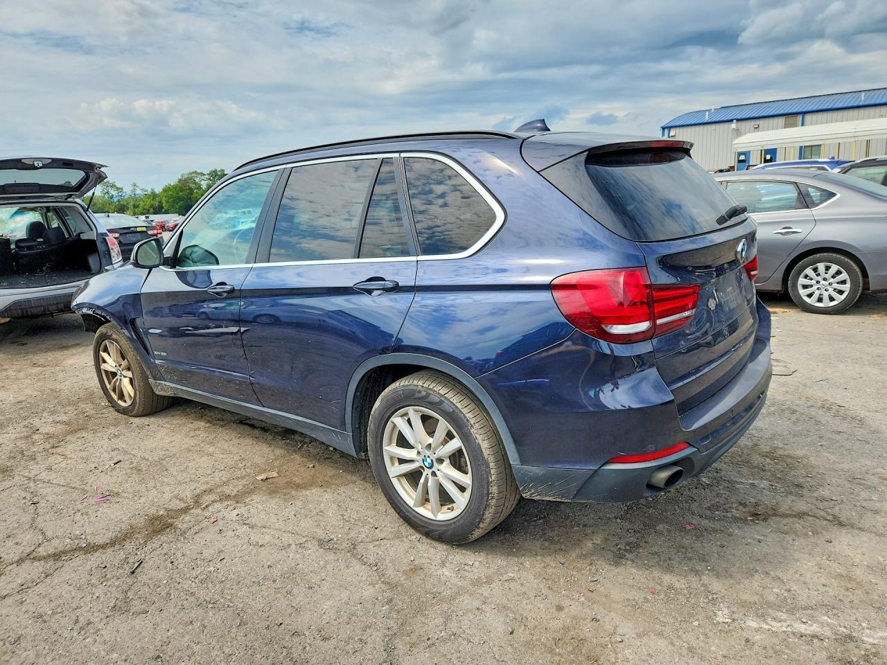 2015 BMW X5 xDrive35I - zdjęcie 2
