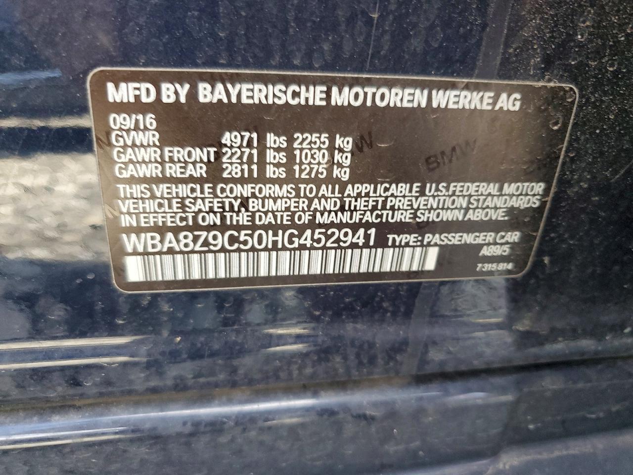 2017 BMW Seria 3 330i - zdjęcie 12