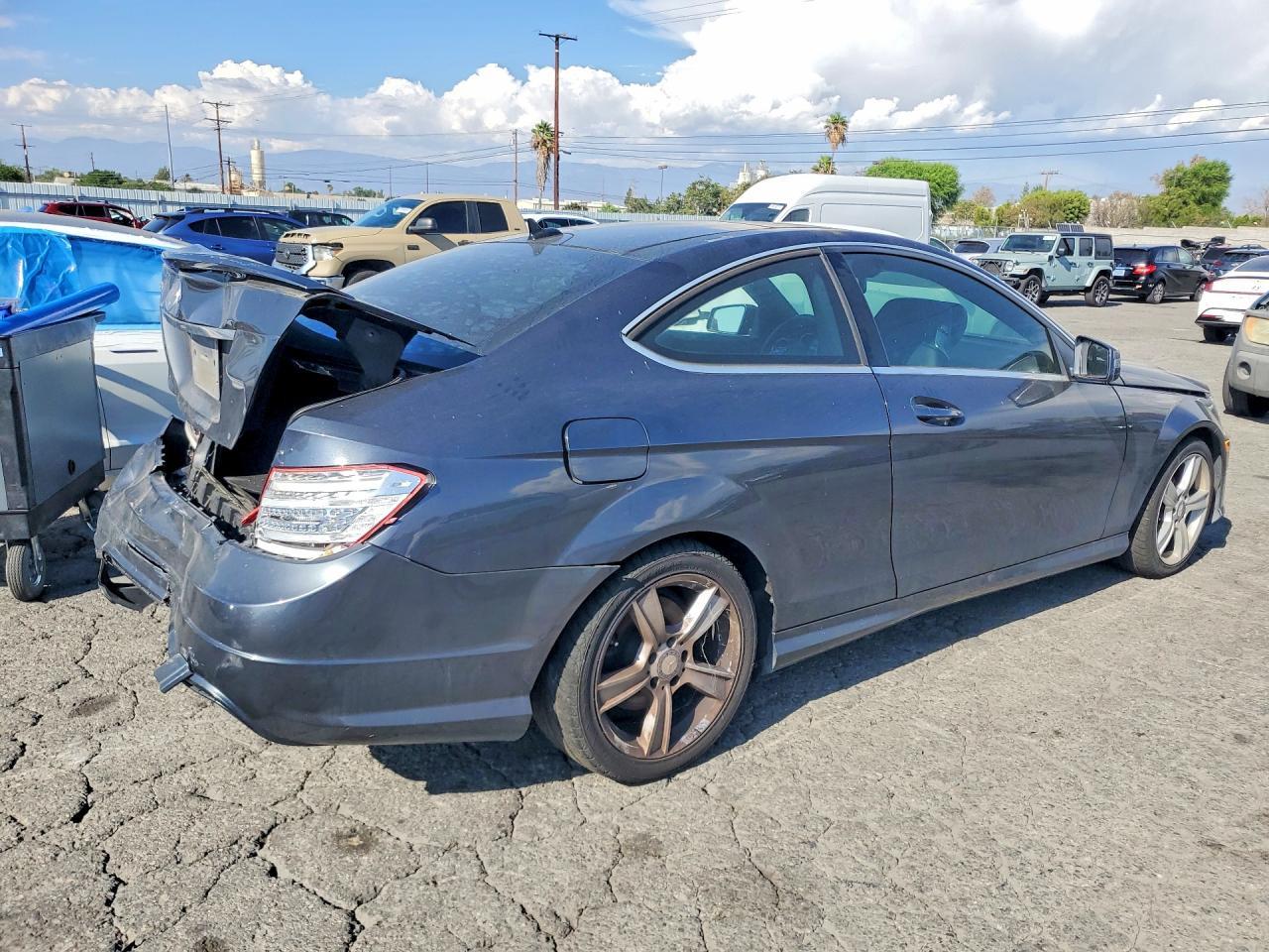 2014 Mercedes-Benz C 250 - zdjęcie 3