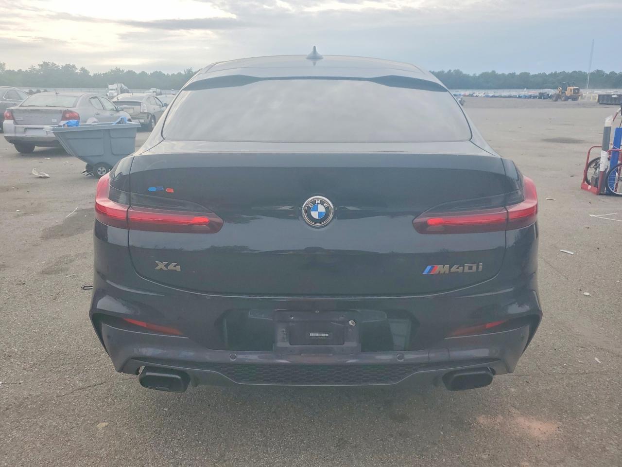 2020 BMW X4 xDrivem40I - zdjęcie 6