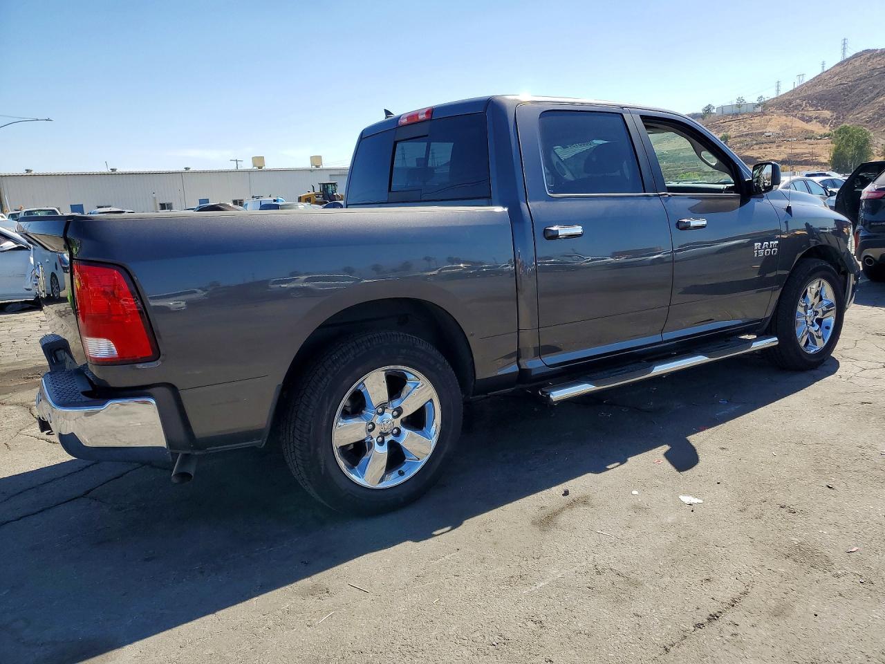 2017 Ram 1500 Slt - zdjęcie 3