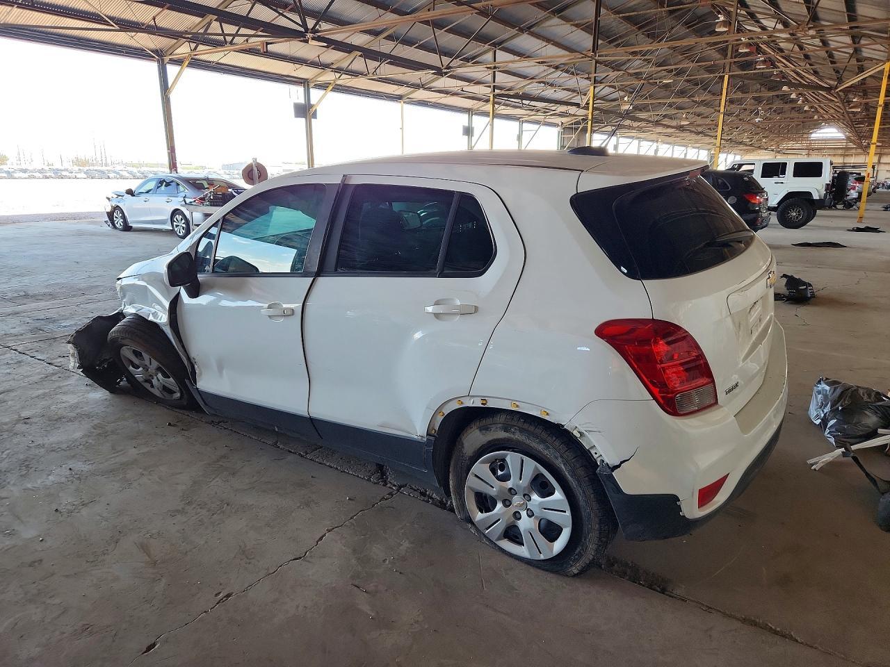 2017 Chevrolet Trax Ls - zdjęcie 2