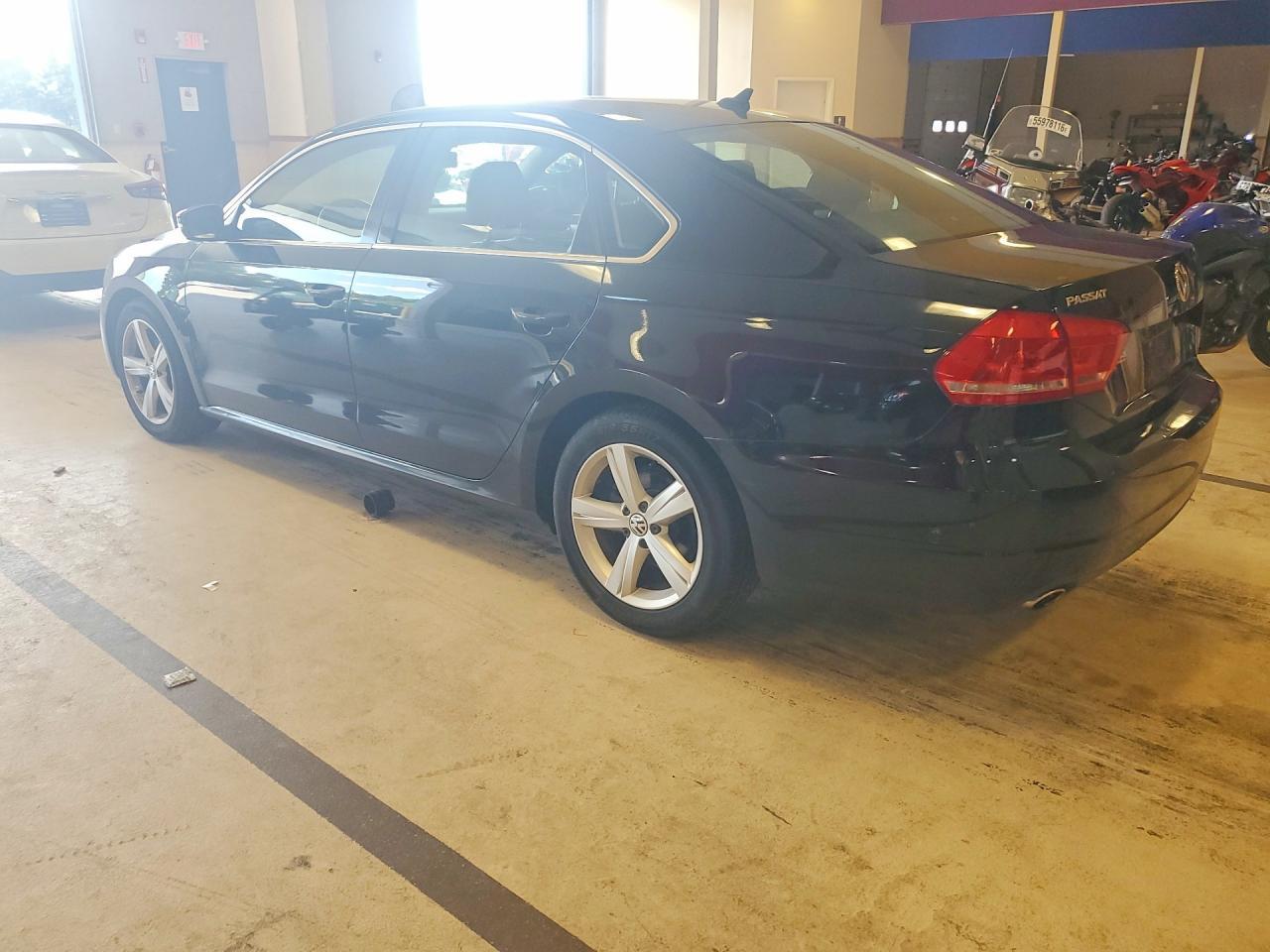 2013 Volkswagen Passat Se - zdjęcie 2