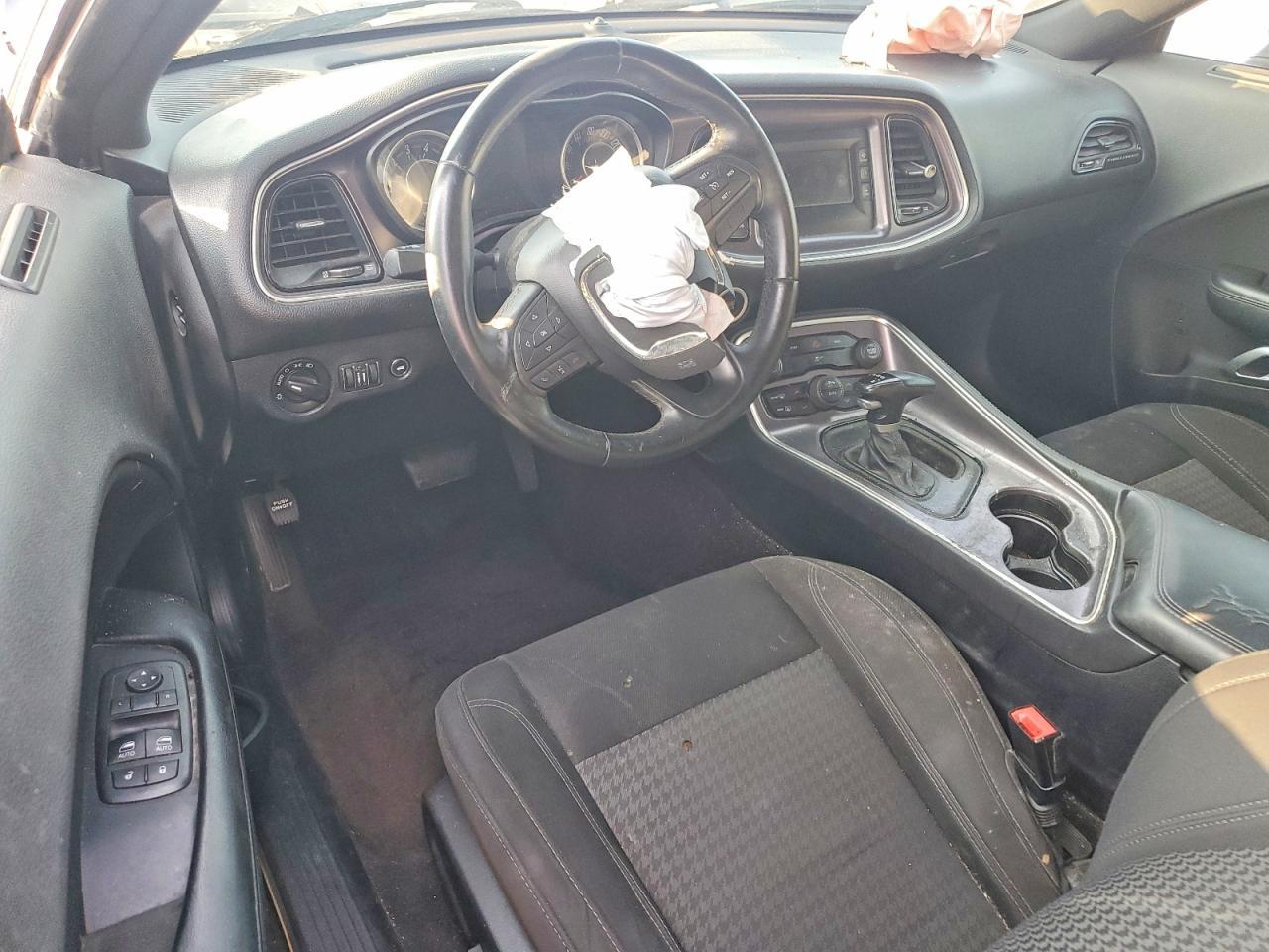 2016 Dodge Challenger Sxt - zdjęcie 8