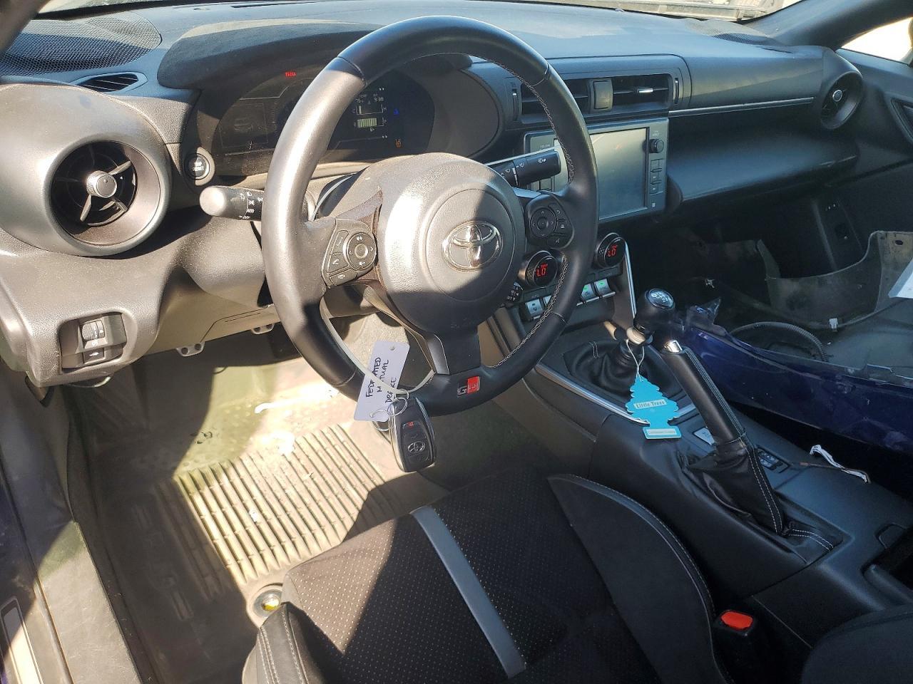 2024 Toyota Gr 86 Premium - zdjęcie 8