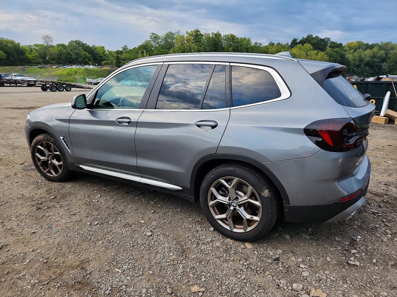 2024 BMW X3 xDrive30I - zdjęcie 2