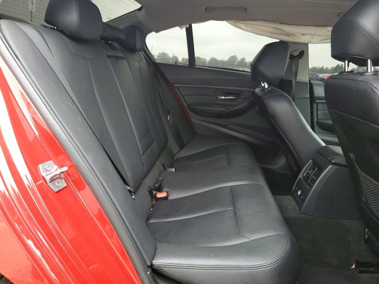 2013 BMW Seria 3 335i - zdjęcie 10