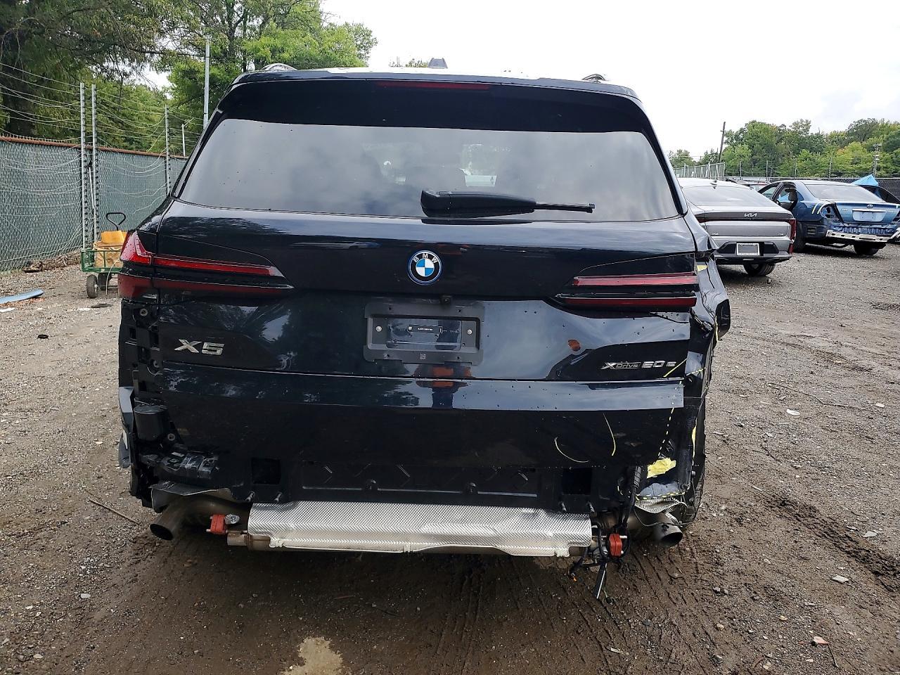 2024 BMW X5 xDrive50E - zdjęcie 6