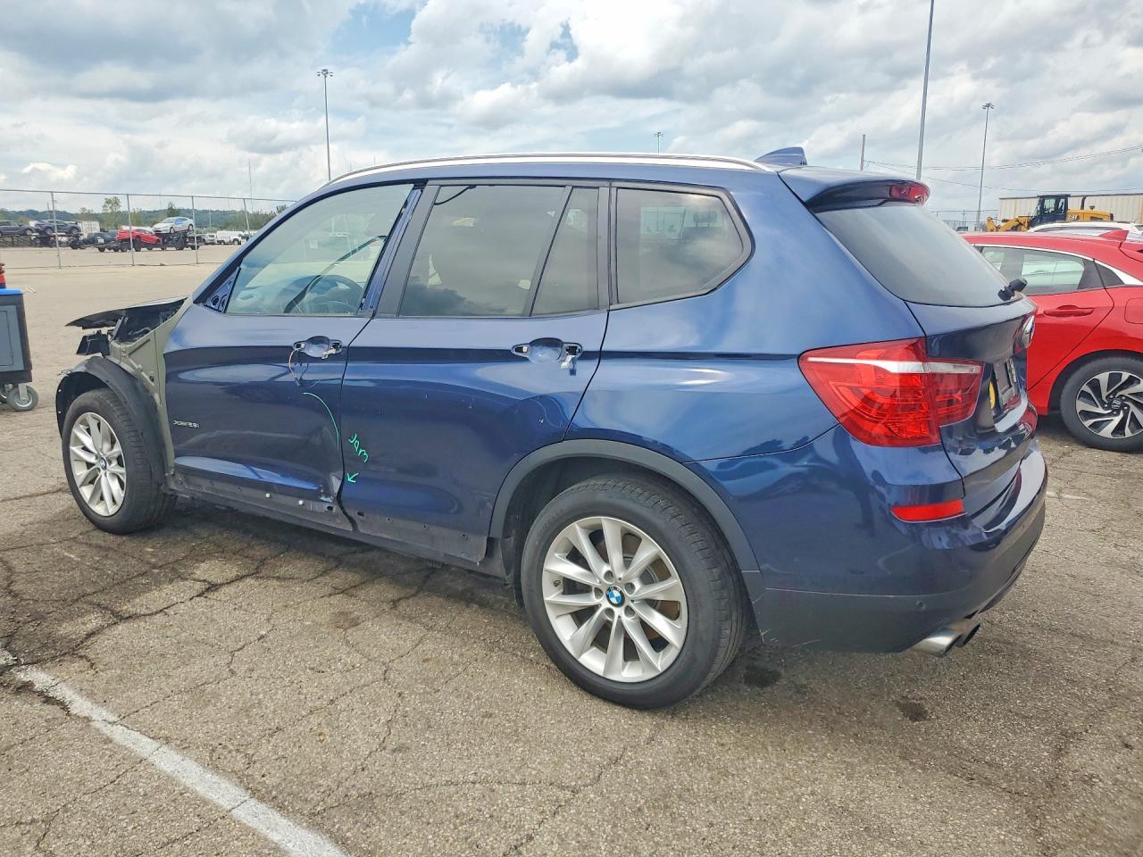 2015 BMW X3 xDrive28I - zdjęcie 2