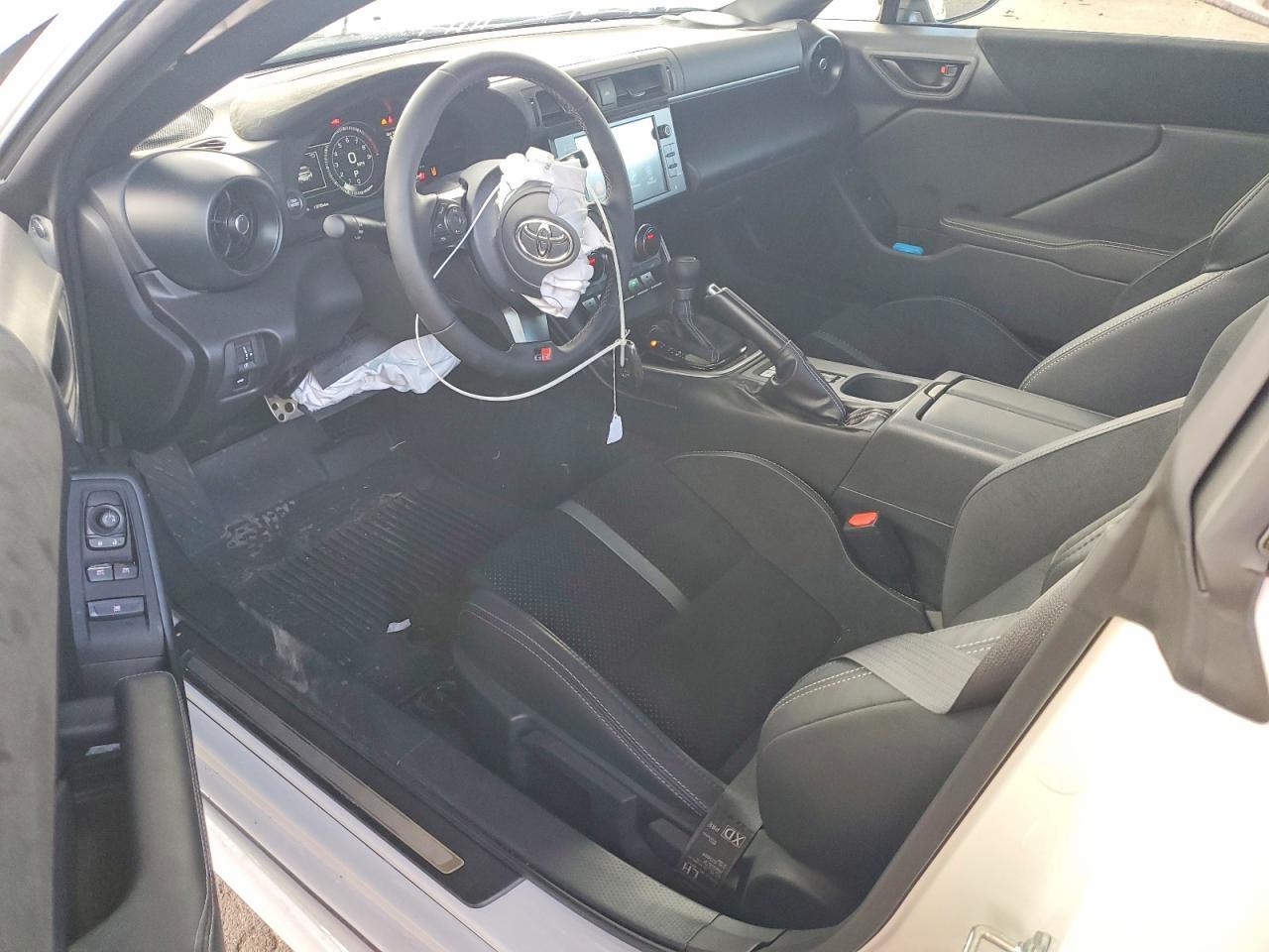 2026 Toyota Gr86 Premium - zdjęcie 8
