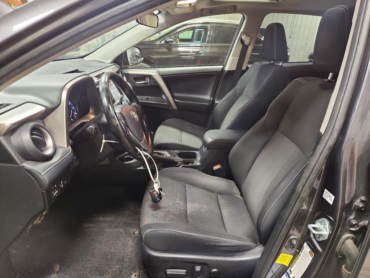 2018 Toyota Rav4 Xle - zdjęcie 7