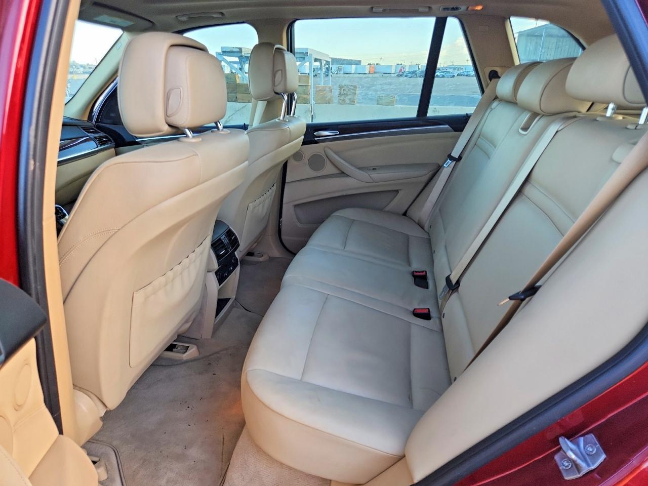 2013 BMW X5 xDrive35I - zdjęcie 11