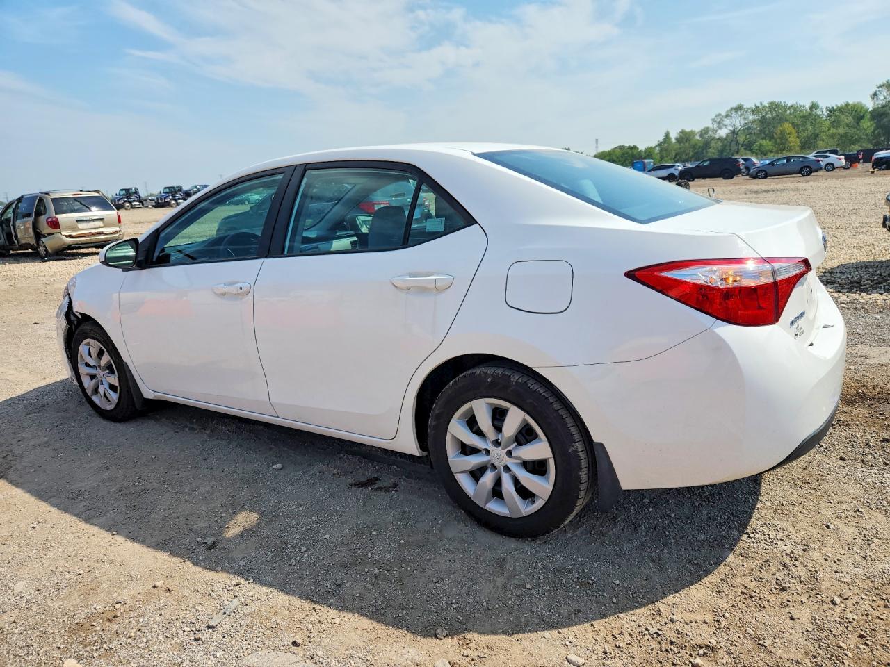 2016 Toyota Corolla Le - zdjęcie 2