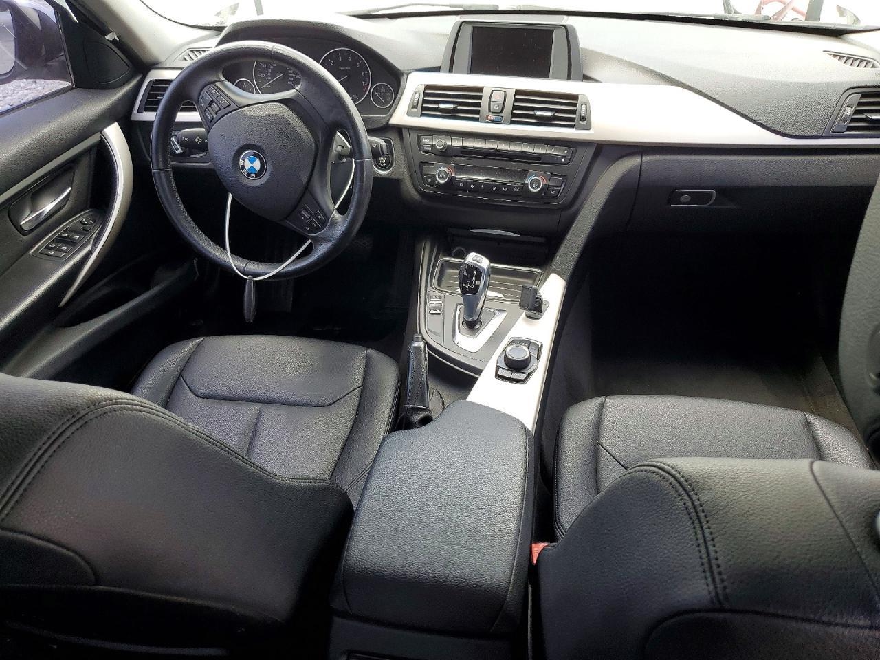 2014 BMW 320 I - zdjęcie 8