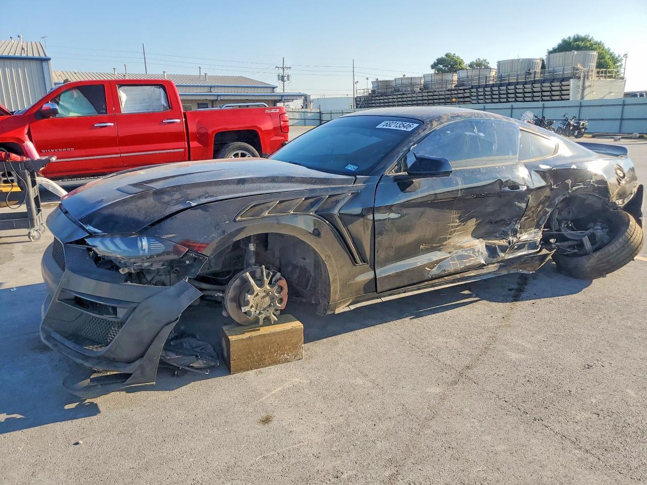 2018 Ford Mustang - zdjęcie główne