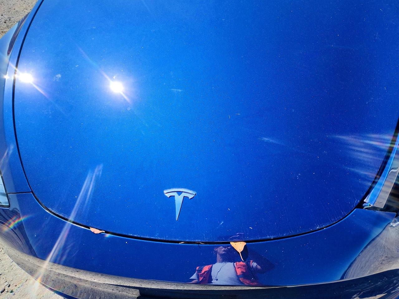 2024 Tesla Model Y - zdjęcie 11
