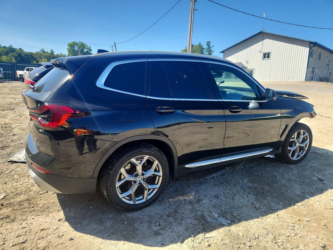 2024 BMW X3 xDrive30I - zdjęcie 3