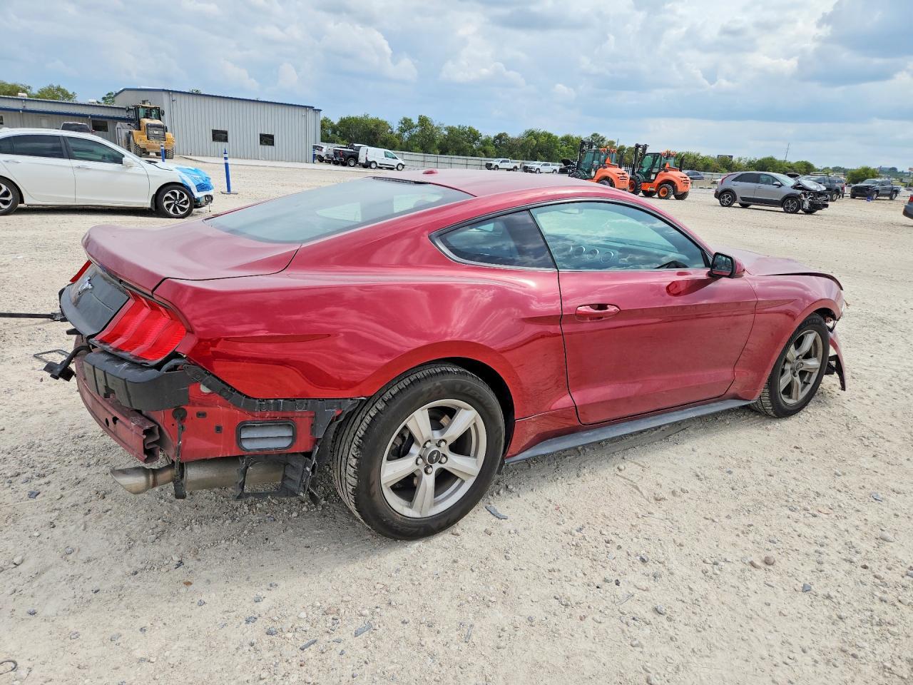 2019 Ford Mustang - zdjęcie 3