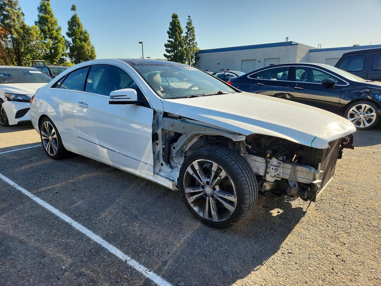 2016 Mercedes-Benz E 400 - zdjęcie 4