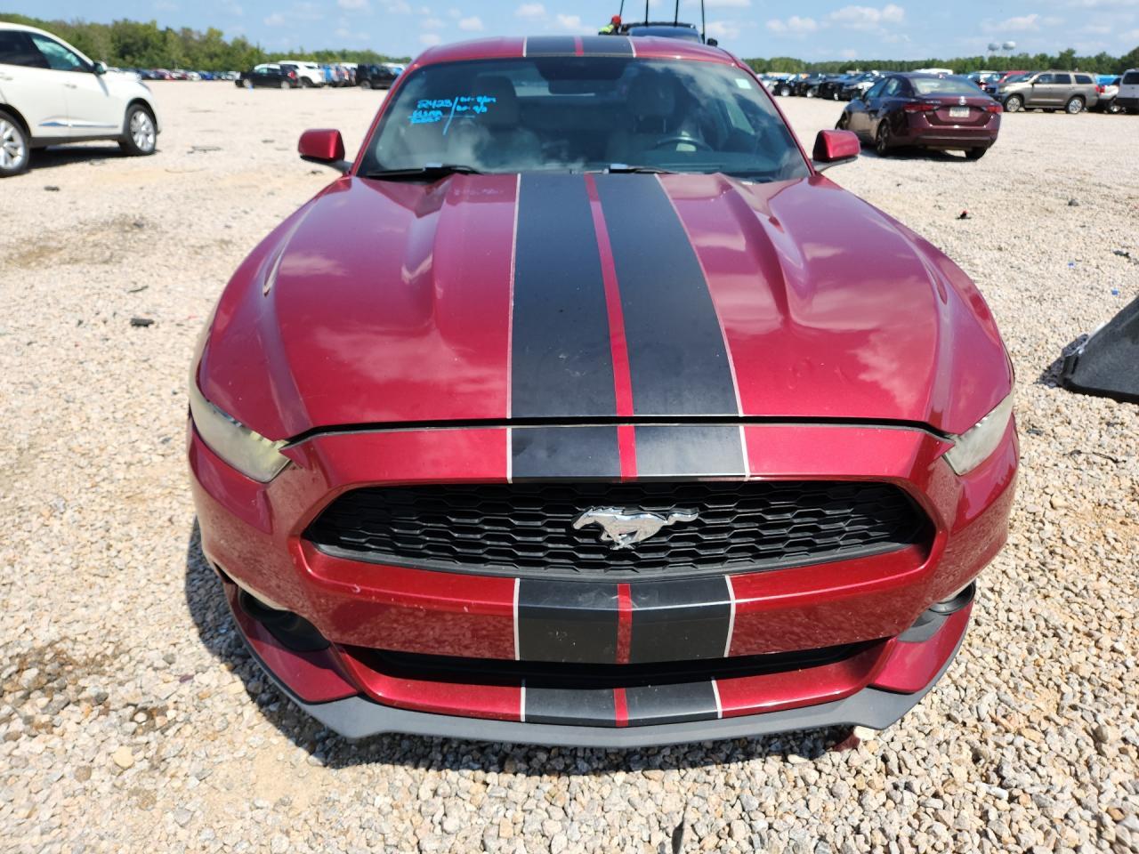 2015 Ford Mustang - zdjęcie 5
