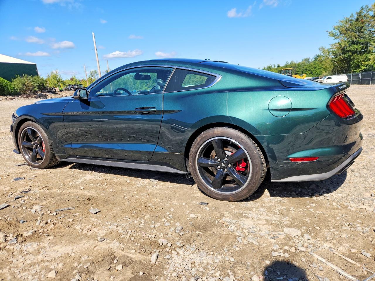 2019 Ford Mustang Bullitt - zdjęcie 2