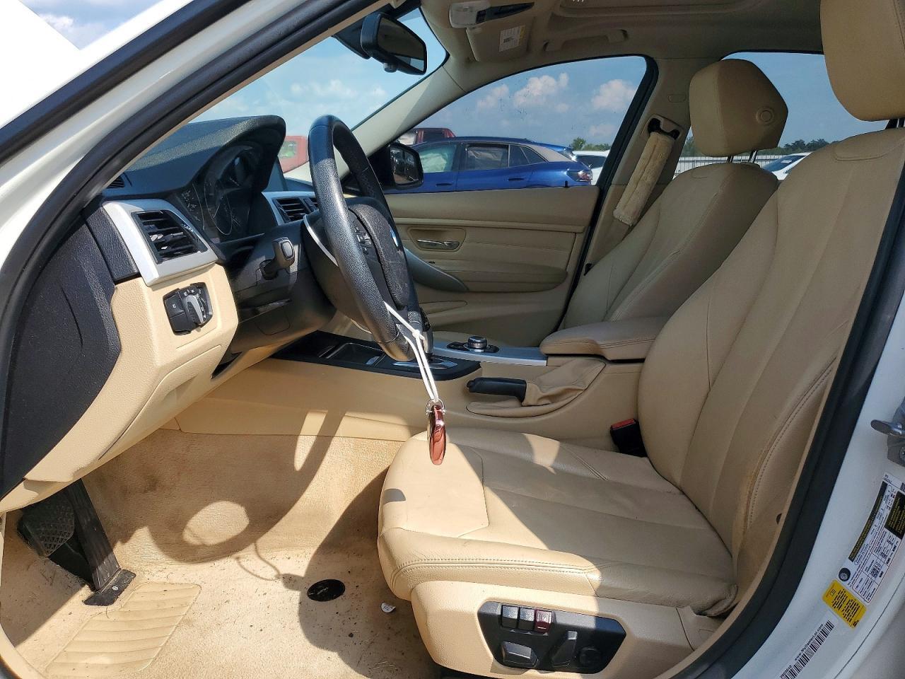 2013 BMW 328 I - zdjęcie 7