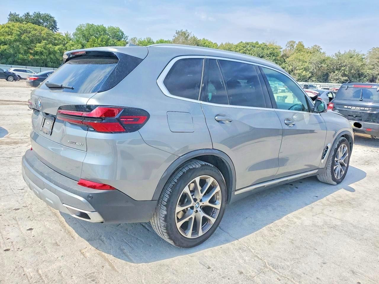 2024 BMW X5 xDrive40I - zdjęcie 3