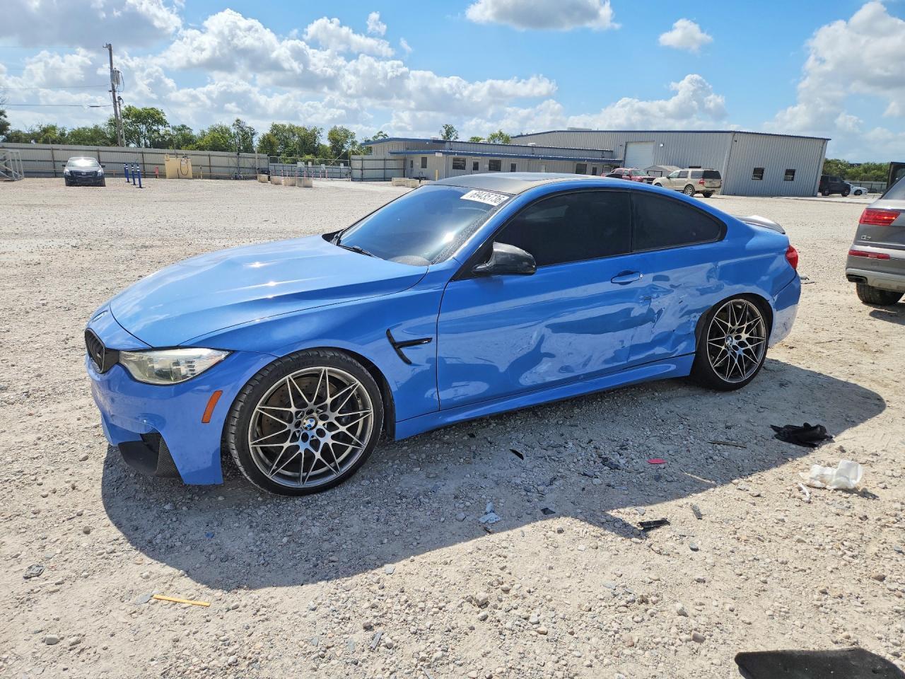 2017 BMW M4 - zdjęcie główne