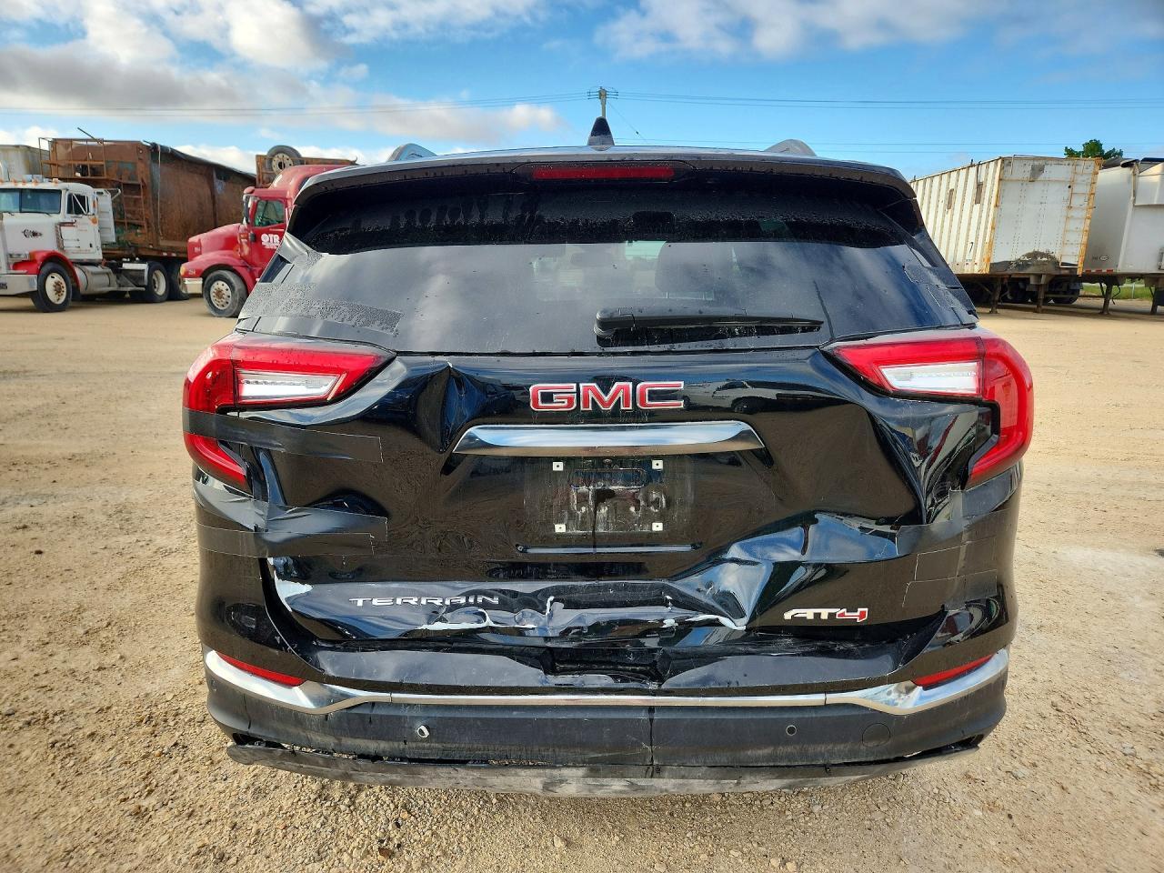 2024 GMC Terrain At4 - zdjęcie 6
