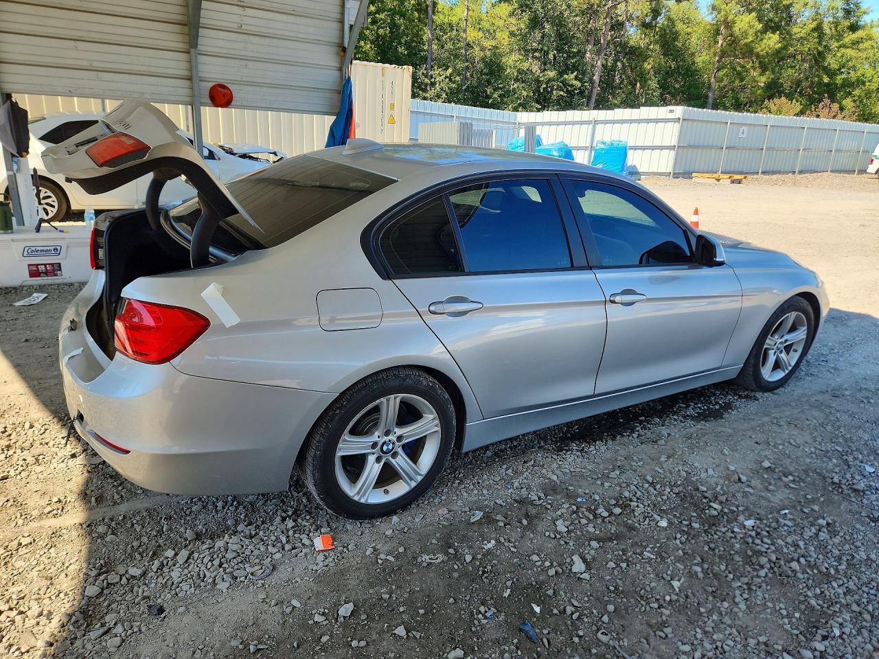 2015 BMW 320 I - zdjęcie 3