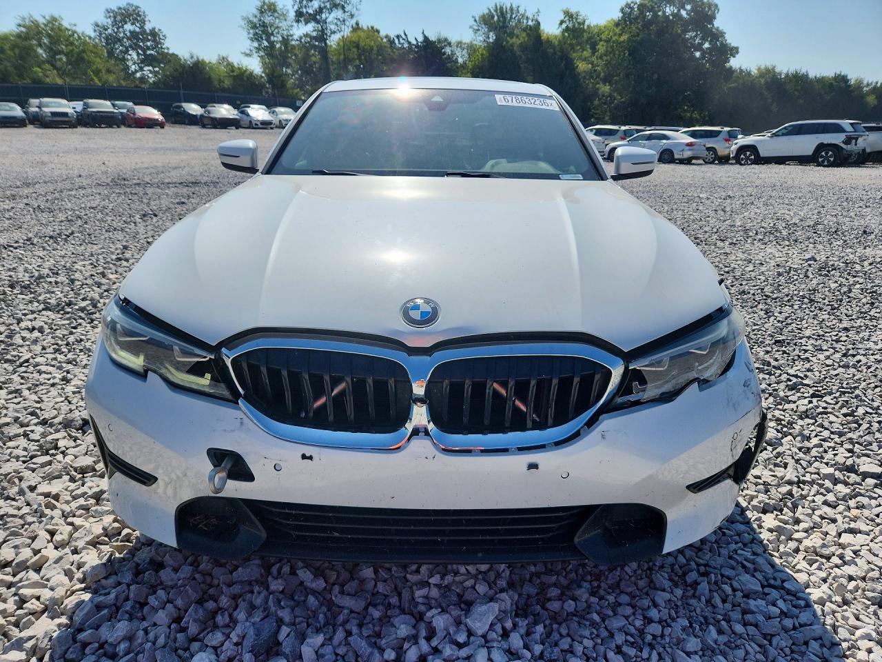 2022 BMW 330I - zdjęcie 5