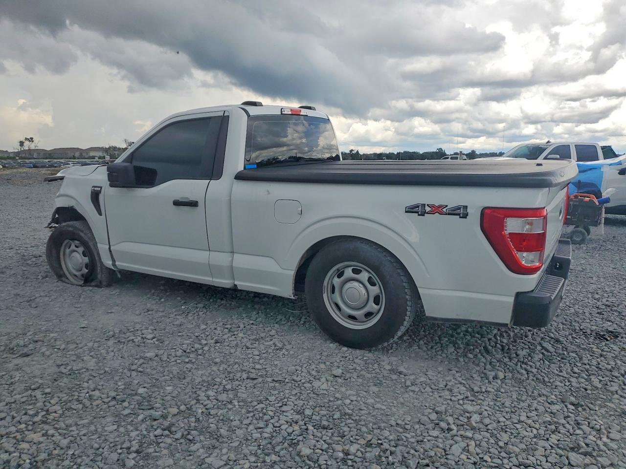 2022 Ford F150 - zdjęcie 2