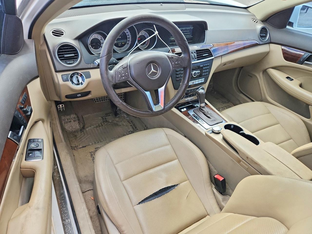 2014 Mercedes-Benz C 350 4Matic - zdjęcie 8