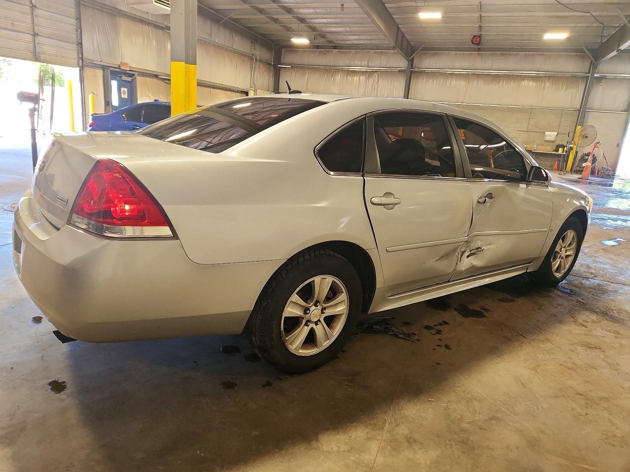 2013 Chevrolet Impala Ls - zdjęcie 3