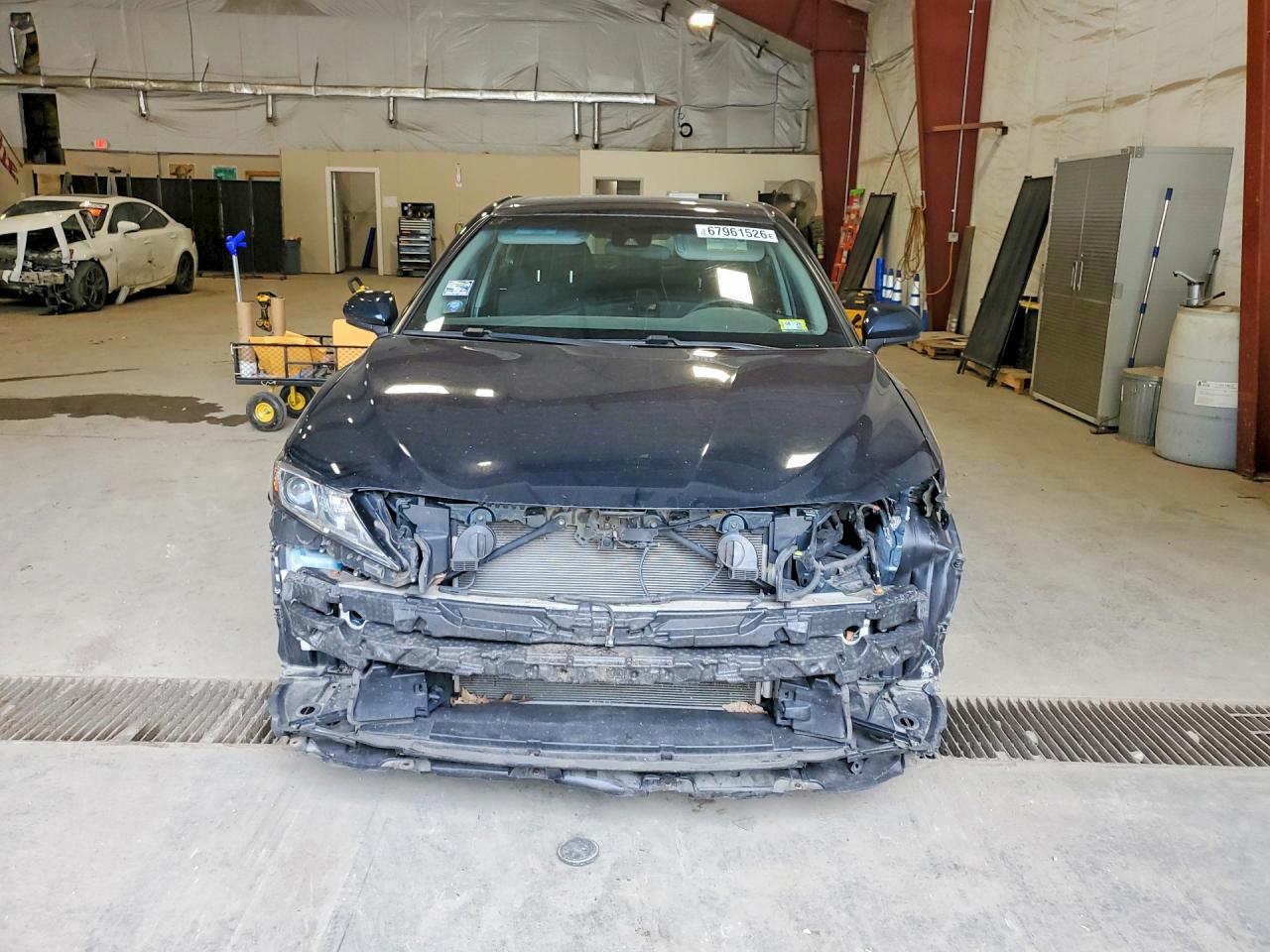 2018 Toyota Camry Le - zdjęcie 5