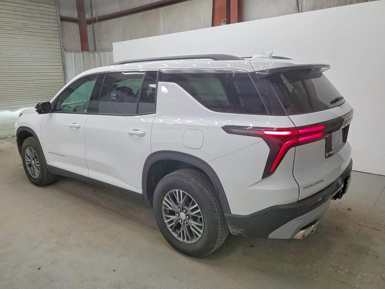 2026 Chevrolet Traverse Lt - zdjęcie 2