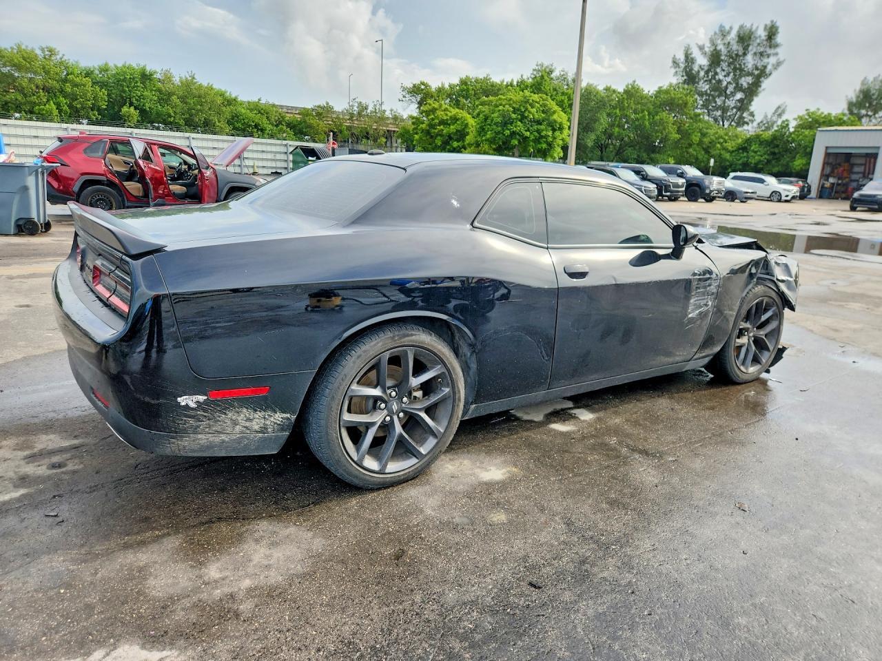 2022 Dodge Challenger Gt - zdjęcie 3