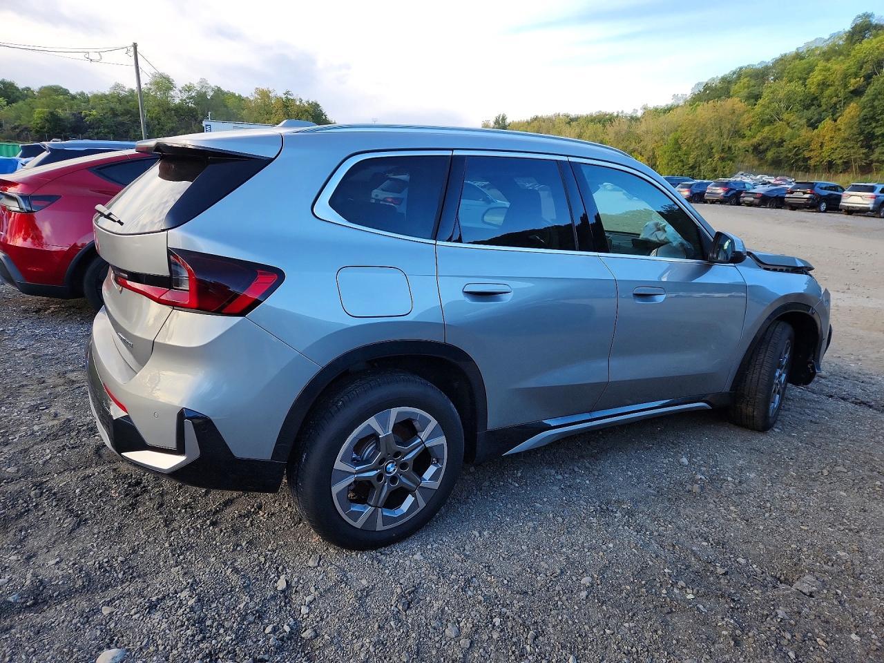 2026 BMW X1 xDrive28I - zdjęcie 3