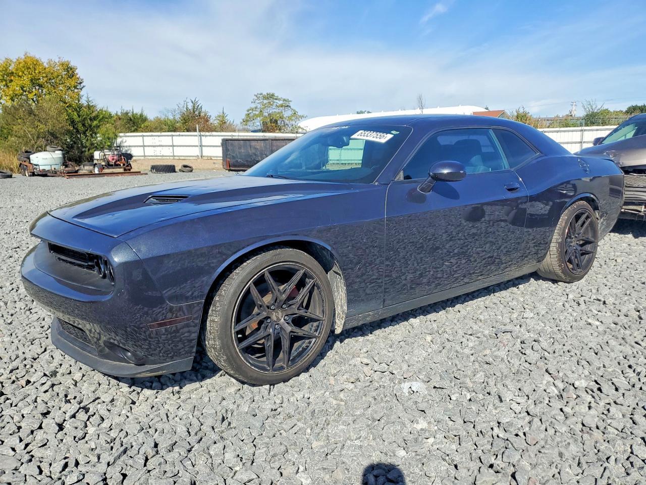 2016 Dodge Challenger Sxt - zdjęcie główne