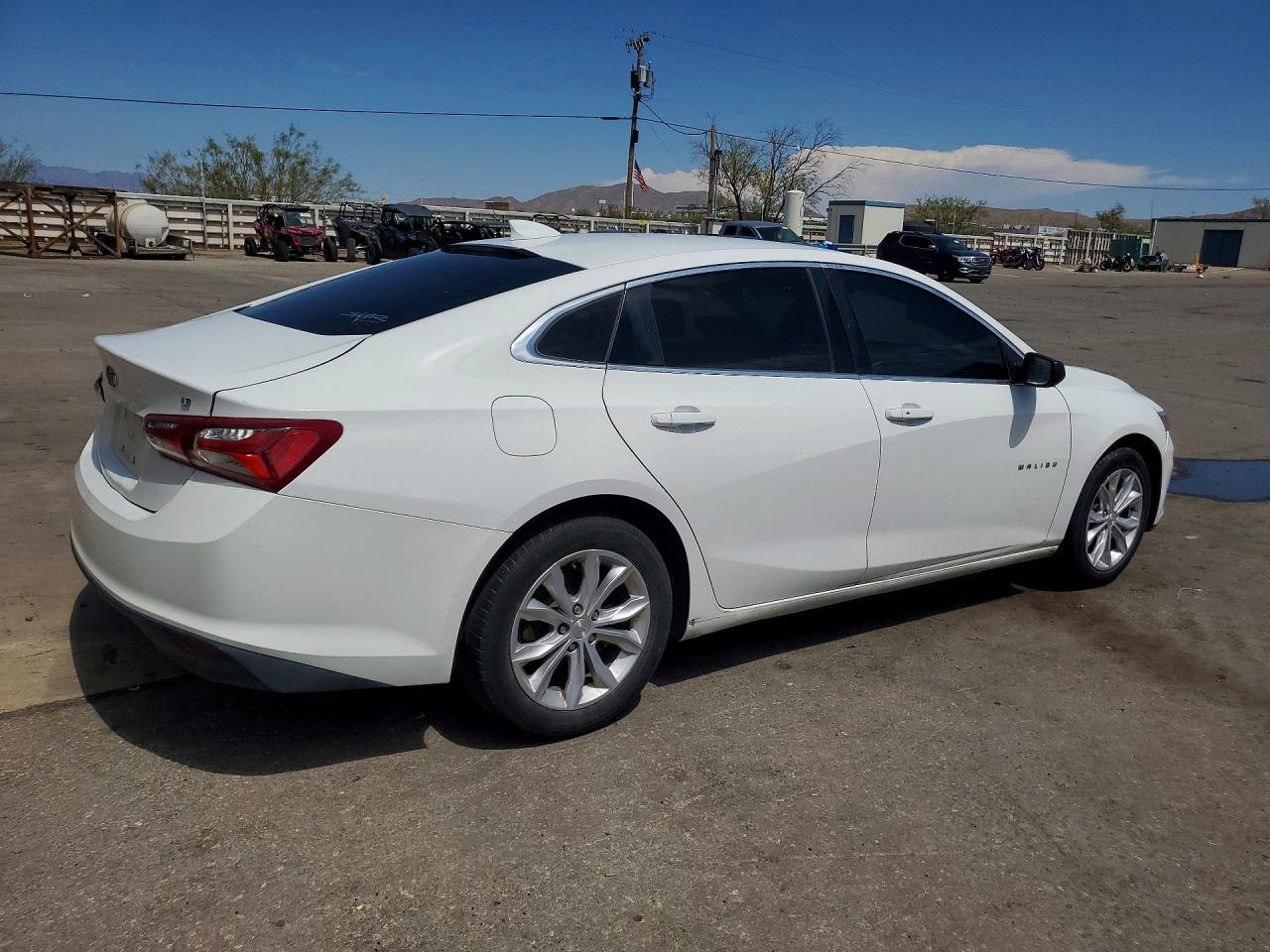 2020 Chevrolet Malibu Lt - zdjęcie 3
