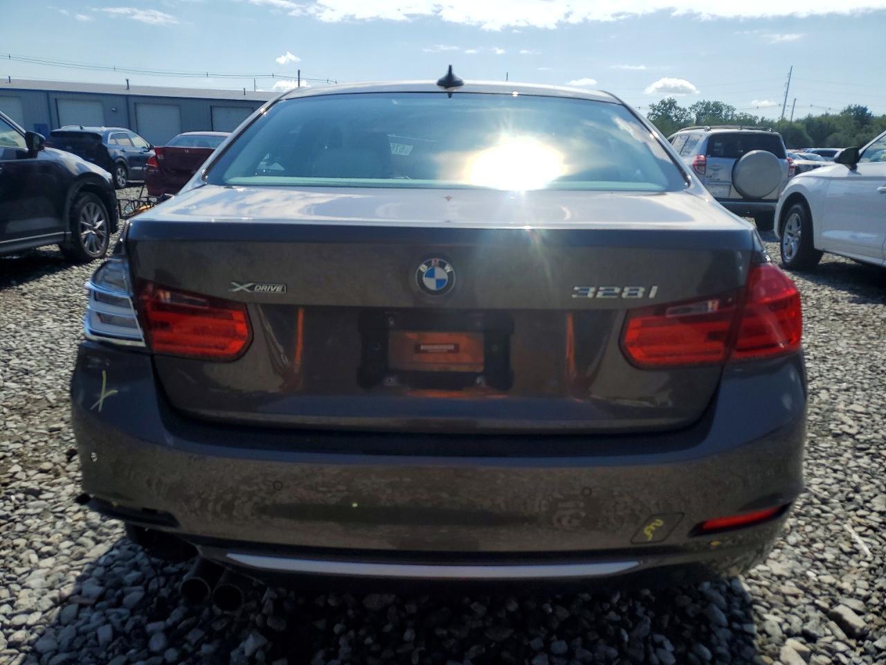 2013 BMW 328 Xi - zdjęcie 6