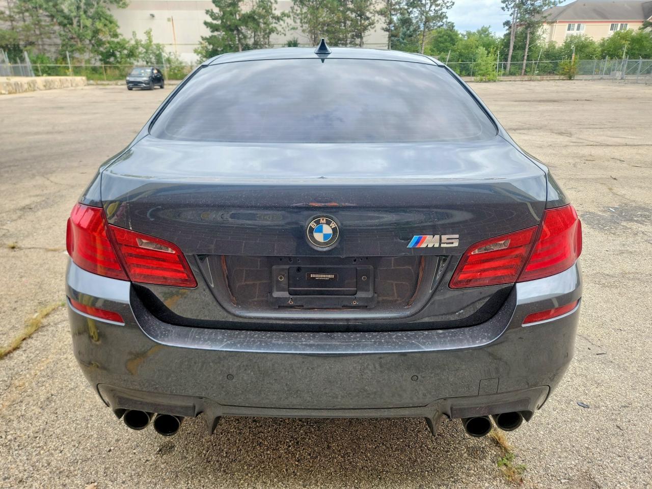 2013 BMW M5 - zdjęcie 6