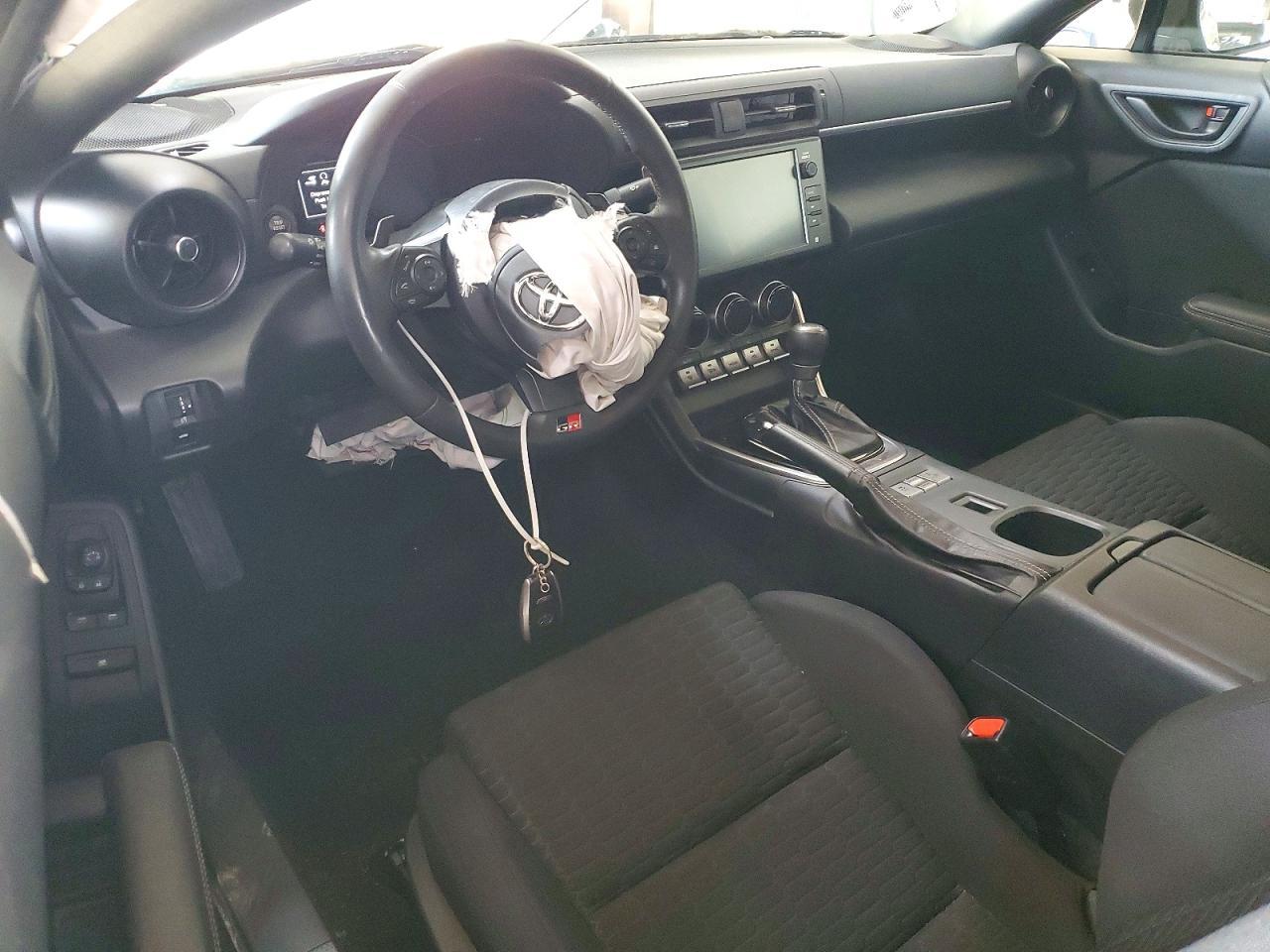 2025 Toyota Gr86 Base - zdjęcie 8