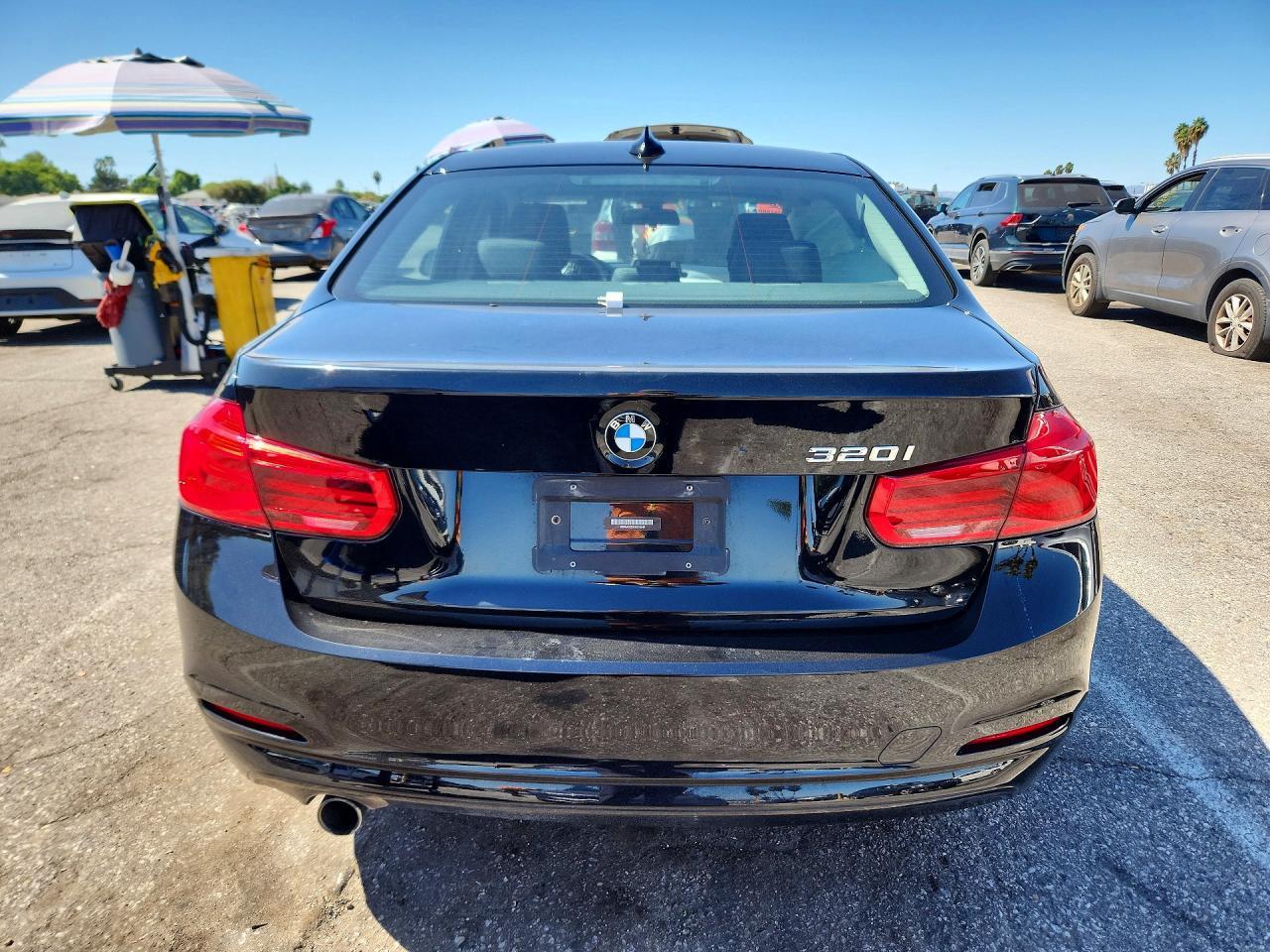 2016 BMW 320 I - zdjęcie 6