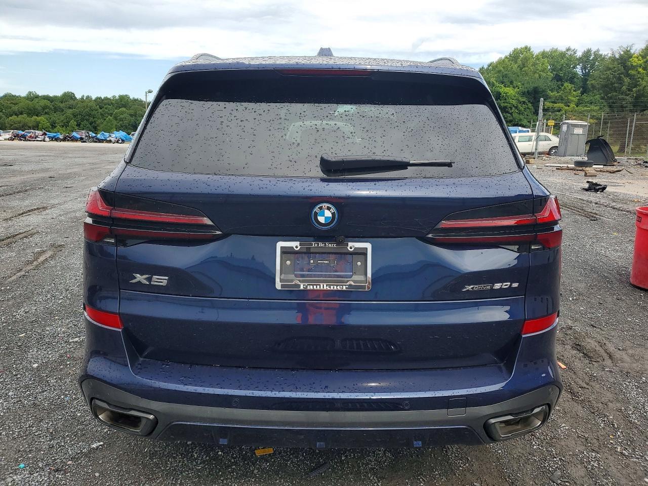 2026 BMW X5 xDrive50E - zdjęcie 6
