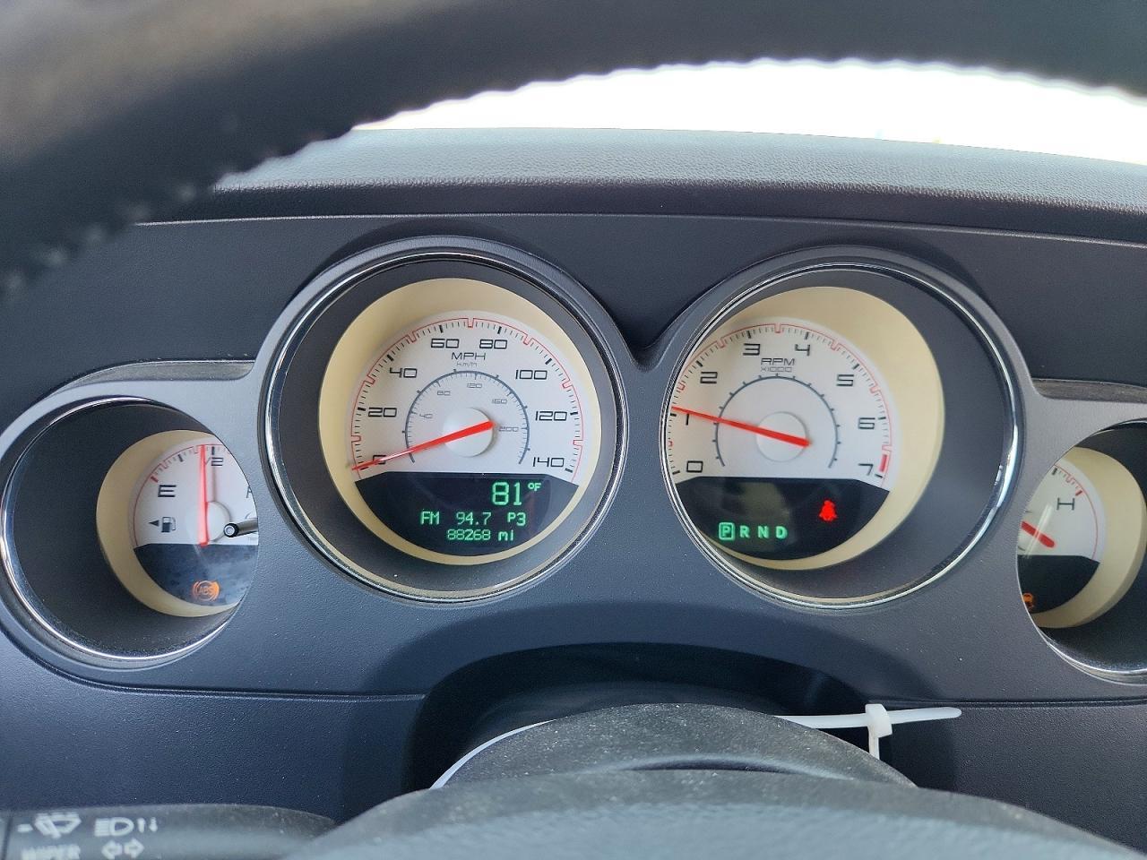 2013 Dodge Challenger Sxt - zdjęcie 9