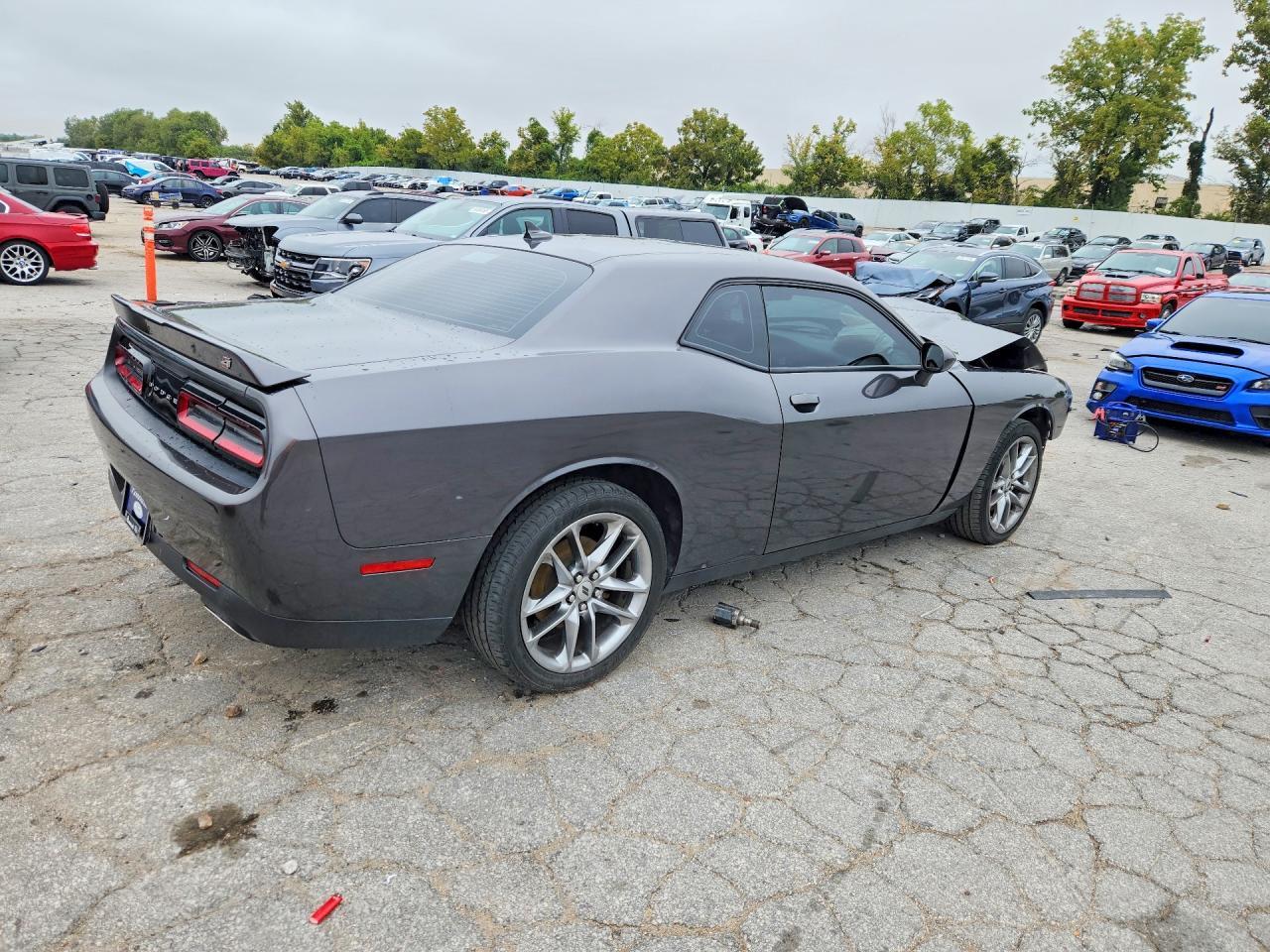 2022 Dodge Challenger Gt - zdjęcie 3