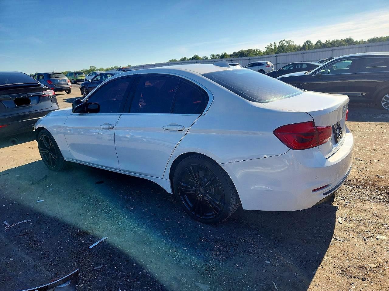 BMW Seria 3 - zdjęcie 2